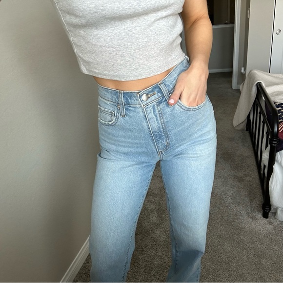 High Rise Light Wash Straight Jean - Picture 7 of 10